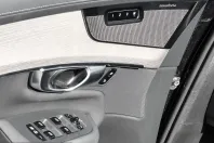 Volvo XC90 din 2025 cu 21.538 km - oferta VOL221613 - foto 13