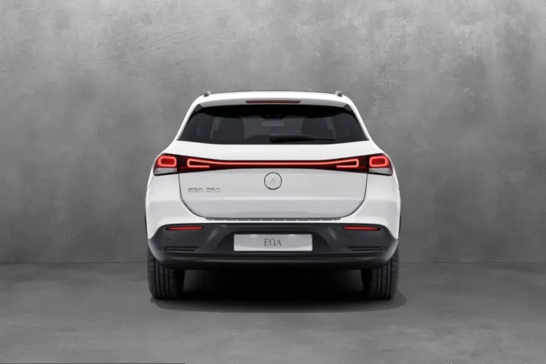 Mercedes-Benz EQA din 2023 cu 38.500 km - oferta MER221614 - foto 5