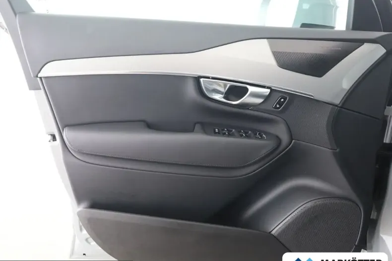 Volvo XC90 din 2025 cu 16.997 km - oferta VOL221615 - foto 26