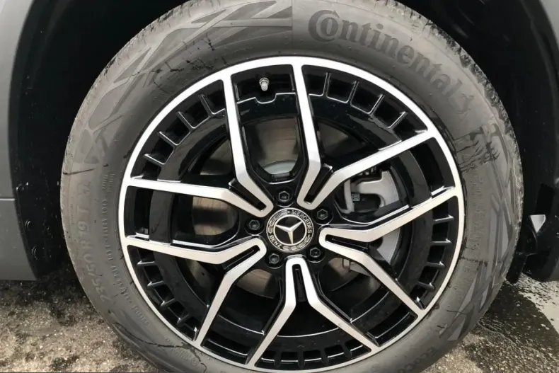 Mercedes-Benz EQA din 2023 cu 61.100 km - oferta MER221616 - foto 6