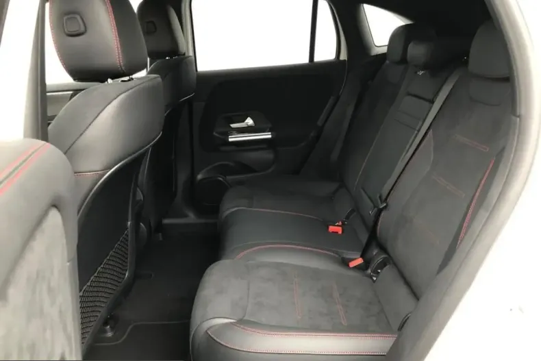 Mercedes-Benz EQA din 2023 cu 61.100 km - oferta MER221616 - foto 11