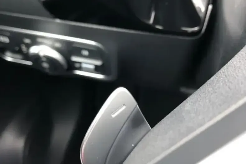 Mercedes-Benz EQA din 2023 cu 61.100 km - oferta MER221616 - foto 17