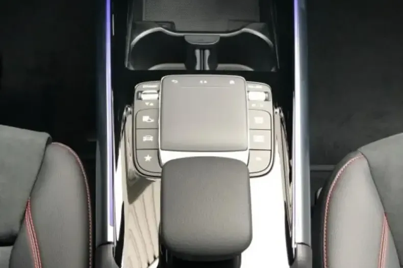 Mercedes-Benz EQA din 2023 cu 61.100 km - oferta MER221616 - foto 18