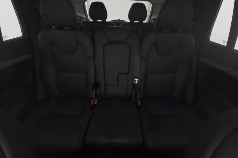 Volvo XC90 din 2024 cu 50.844 km - oferta VOL221617 - foto 5