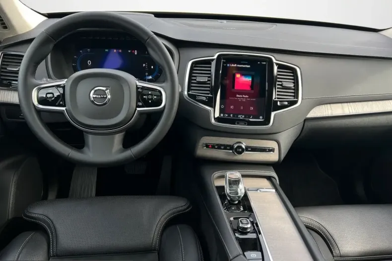 Volvo XC90 din 2024 cu 32.500 km - oferta VOL221620 - foto 15