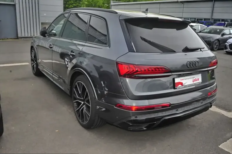 Audi Q7 din 2023 cu 119.450 km - oferta AUD221621 - foto 4