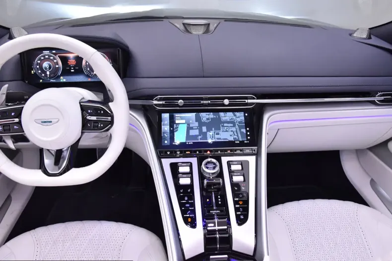 Aston Martin DB12 din 2024 cu 1.500 km - oferta AST221623 - foto 8