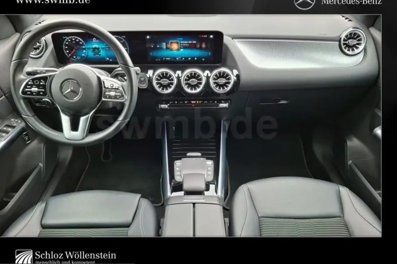 Mercedes-Benz EQA din 2022 cu 36.200 km - oferta MER221631 - foto 3