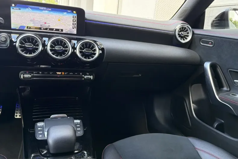 Mercedes-Benz CLA 250 (Clasa CLA) din 2022 cu 81.821 km - oferta MER221633 - foto 22