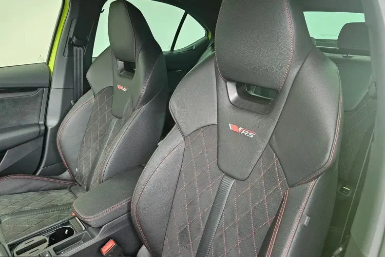 Skoda Octavia din 2026 cu 1.200 km - oferta SKO221638 - foto 7