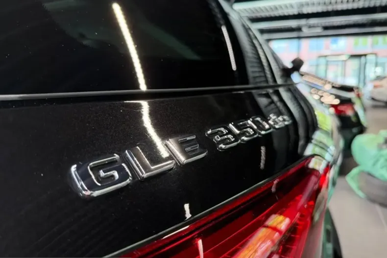 Mercedes-Benz GLE 350 (Clasa GLE) din 2022 cu 30.248 km - oferta MER221639 - foto 24