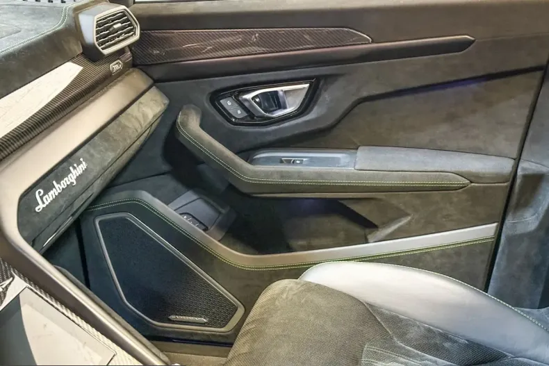 Lamborghini Urus din 2023 cu 15.500 km - oferta LAM221653 - foto 16