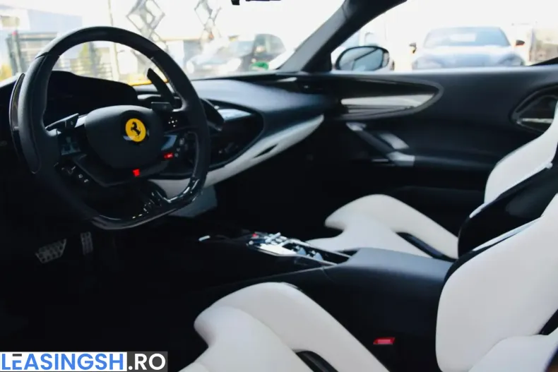 Ferrari SF90 din 2024 cu 1.390 km - oferta FER221654 - foto 10