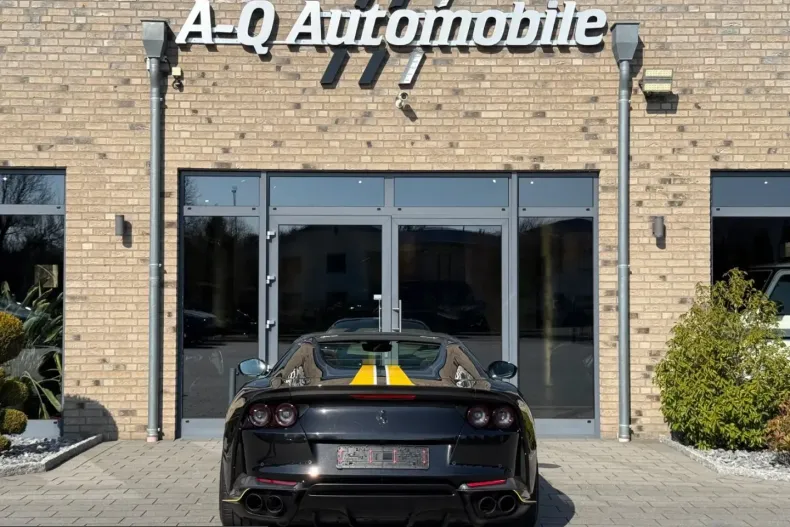 Ferrari 812 din 2023 cu 1.481 km - oferta FER221659 - foto 3