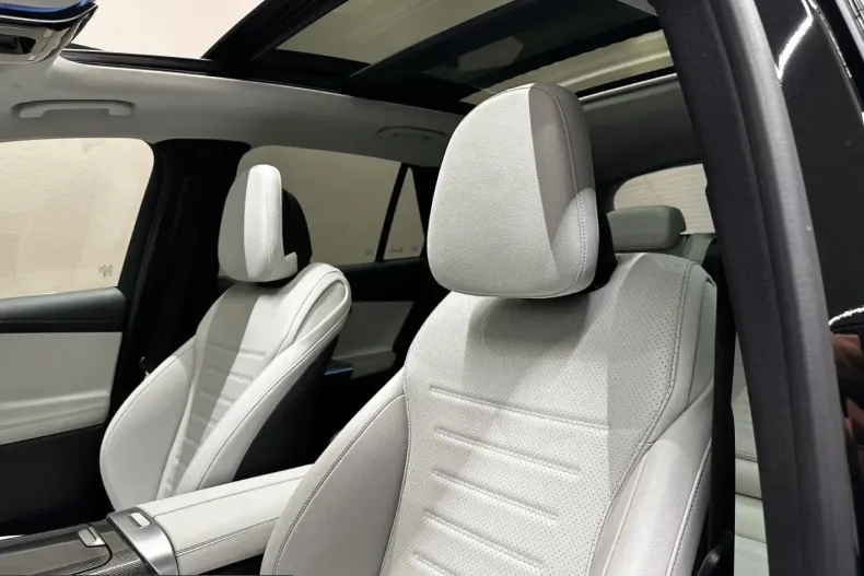 Mercedes-Benz GLC 200 (Clasa GLC) din 2022 cu 54.000 km - oferta MER221667 - foto 9