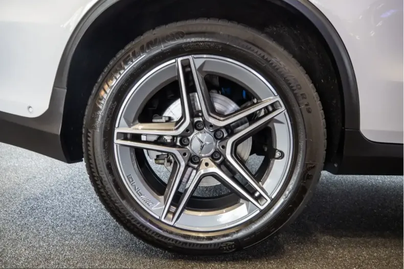 Mercedes-Benz GLC 43 AMG (Clasa GLC) din 2021 cu 61.391 km - oferta MER221670 - foto 5