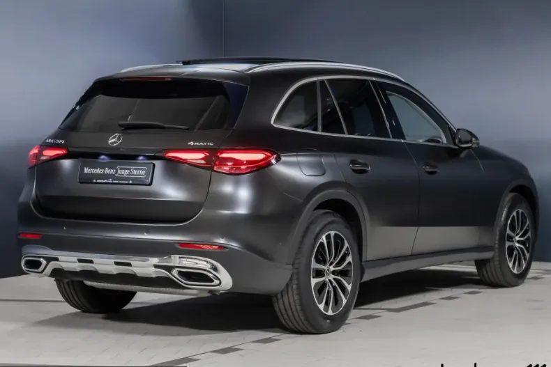 Mercedes-Benz GLC 200 (Clasa GLC) din 2023 cu 9.389 km - oferta MER221671 - foto 2