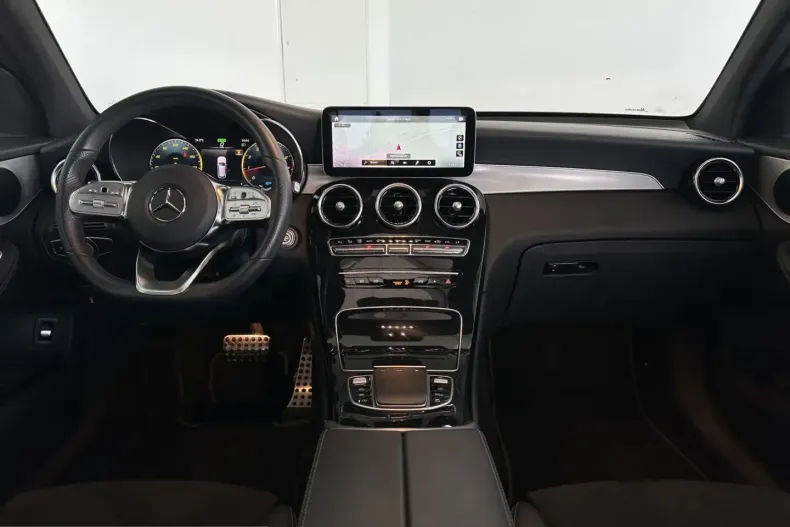 Mercedes-Benz GLC 200 (Clasa GLC) din 2022 cu 83.850 km - oferta MER221677 - foto 10