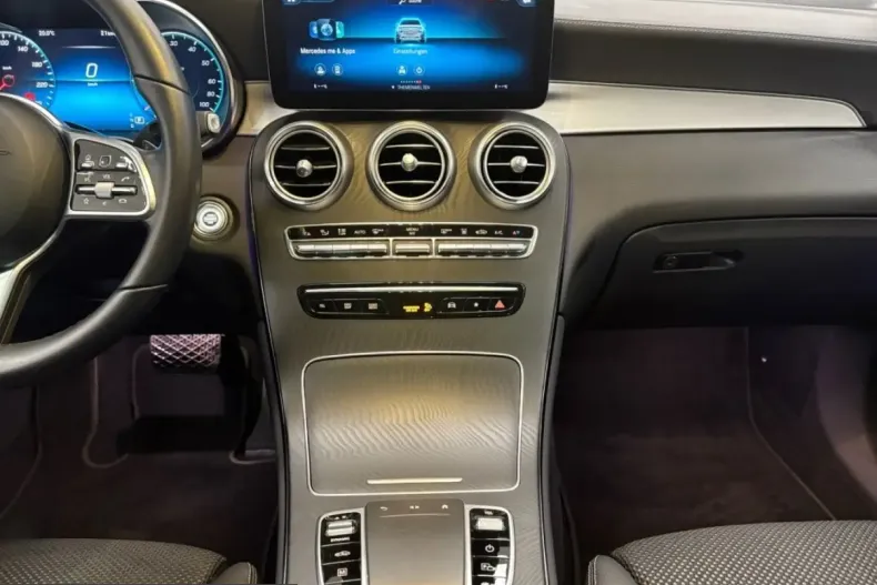 Mercedes-Benz GLC 300 (Clasa GLC) din 2021 cu 46.008 km - oferta MER221678 - foto 11