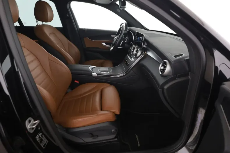 Mercedes-Benz GLC 300 (Clasa GLC) din 2021 cu 82.700 km - oferta MER221679 - foto 9