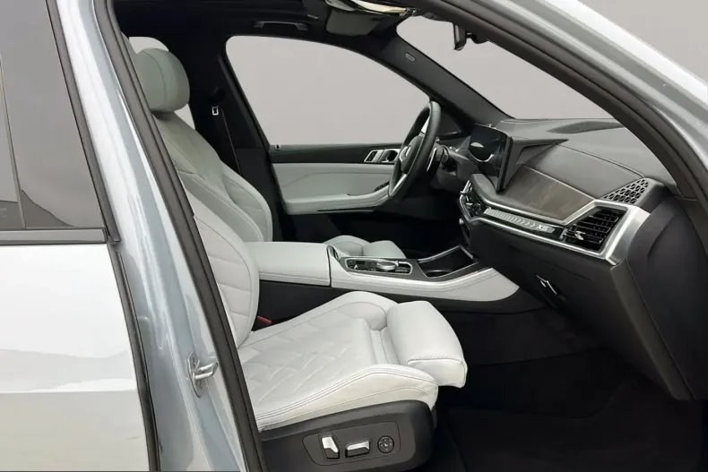 BMW X5 (Seria X) din 2025 cu 6.935 km - oferta BMW221684 - foto 10