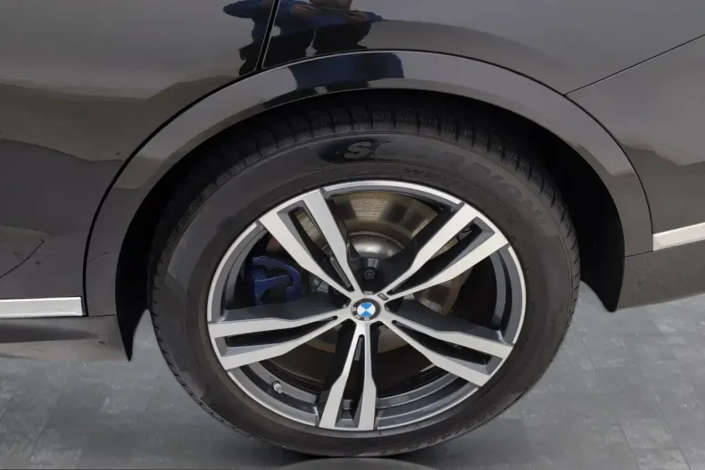 BMW X7 (Seria X) din 2024 cu 29.546 km - oferta BMW221712 - foto 17