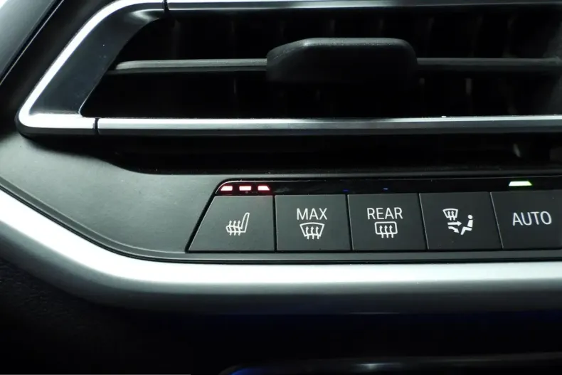 BMW X5 (Seria X) din 2021 cu 84.000 km - oferta BMW221719 - foto 30