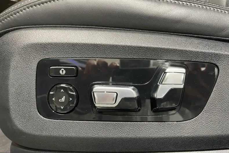 BMW X7 (Seria X) din 2024 cu 32.000 km - oferta BMW221723 - foto 15