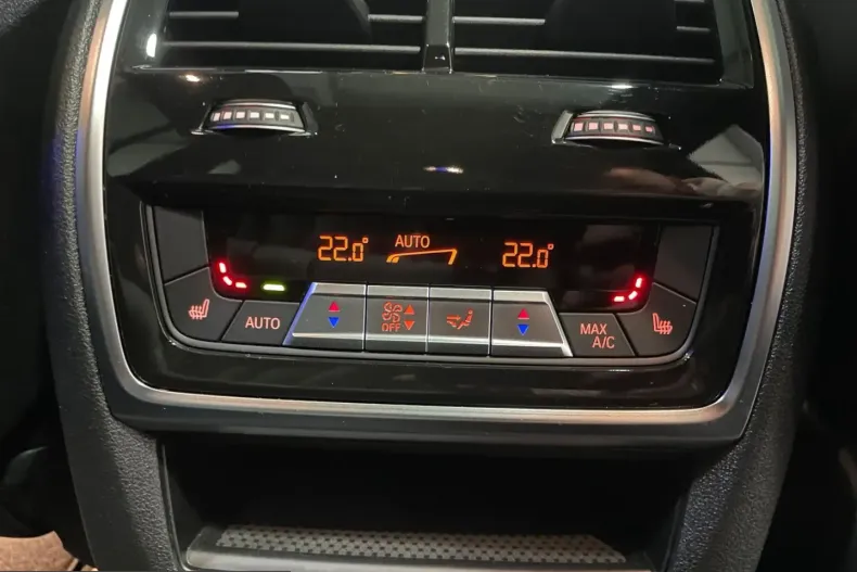 BMW X7 (Seria X) din 2024 cu 32.000 km - oferta BMW221723 - foto 27
