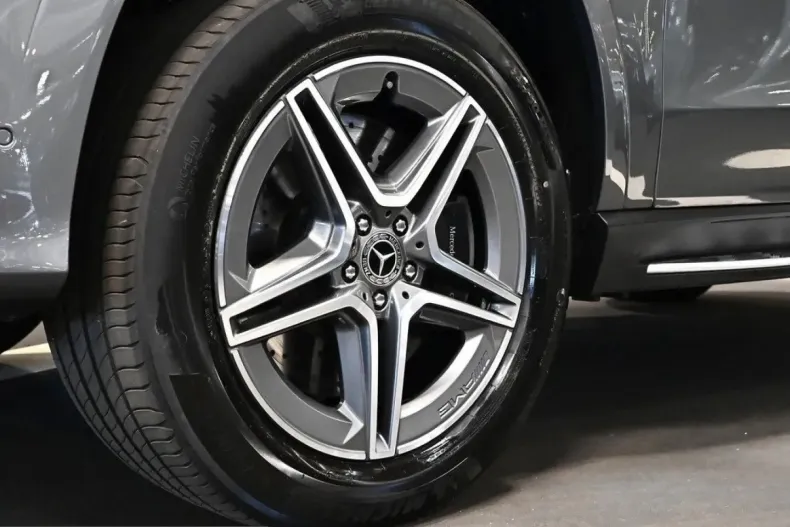 Mercedes-Benz GLE 350 (Clasa GLE) din 2025 cu 18.615 km - oferta MER221726 - foto 11