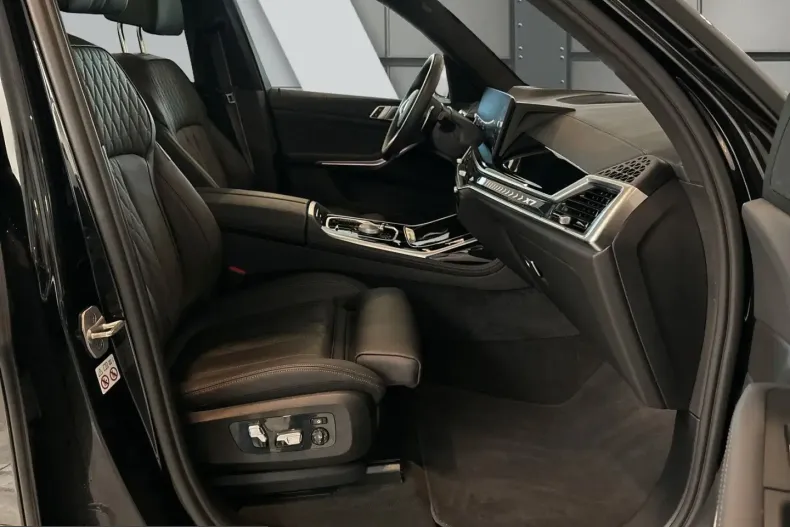 BMW X7 (Seria X) din 2025 cu 24.065 km - oferta BMW221746 - foto 9