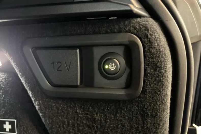 BMW X7 (Seria X) din 2025 cu 24.065 km - oferta BMW221746 - foto 21