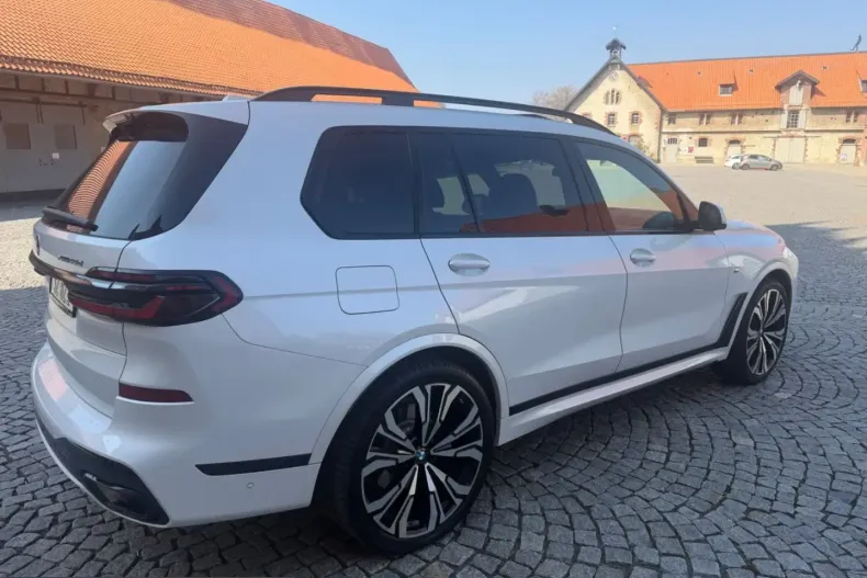BMW X7 (Seria X) din 2025 cu 10.000 km - oferta BMW221748 - foto 8