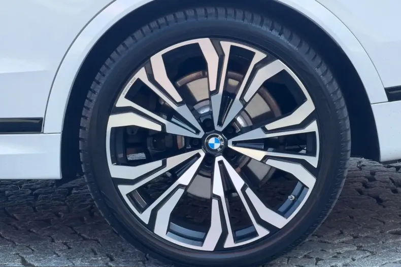 BMW X7 (Seria X) din 2025 cu 10.000 km - oferta BMW221748 - foto 17