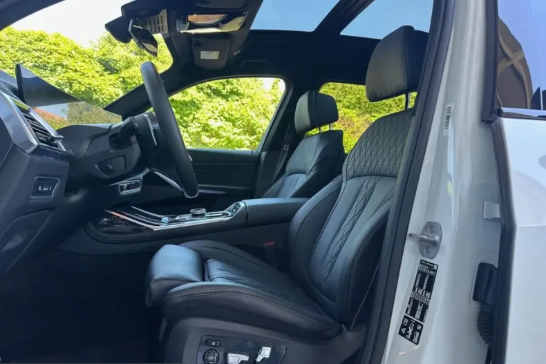 BMW X7 (Seria X) din 2025 cu 25.775 km - oferta BMW221749 - foto 12