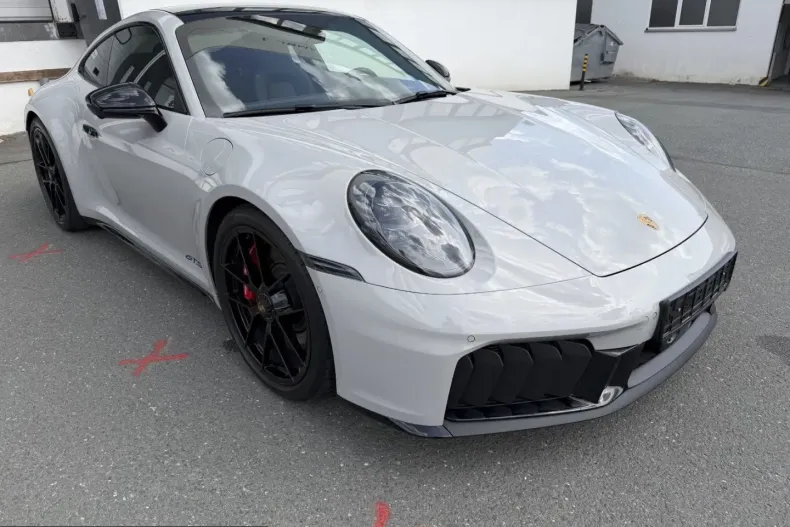 Porsche 911 din 2025 cu 9.922 km - oferta POR221750 - foto 2