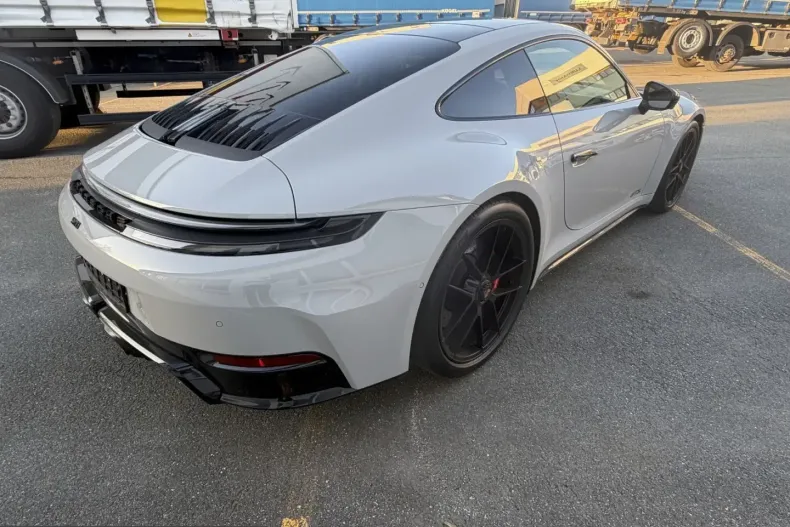Porsche 911 din 2025 cu 9.922 km - oferta POR221750 - foto 35