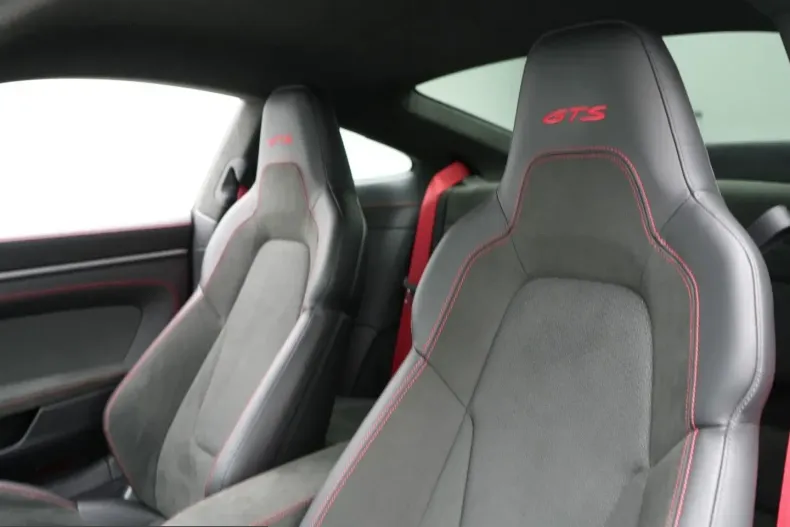 Porsche 992 din 2025 cu 4.200 km - oferta POR221751 - foto 18