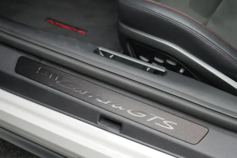 Porsche 992 din 2025 cu 4.200 km - oferta POR221751 - foto 20