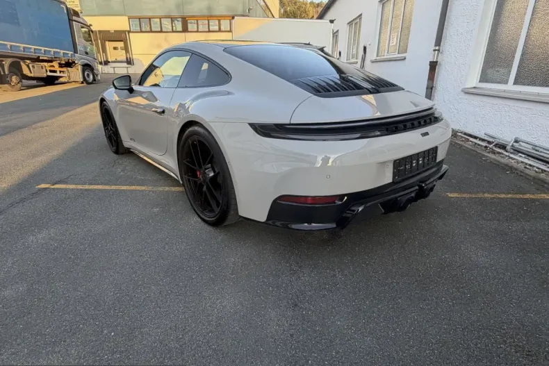 Porsche 911 din 2025 cu 9.922 km - oferta POR221752 - foto 36
