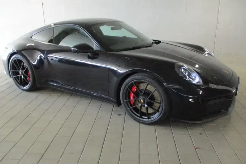 Porsche 911 din 2025 cu 8.759 km - oferta POR221754 - foto 1