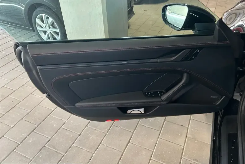 Porsche 911 din 2025 cu 8.759 km - oferta POR221754 - foto 24