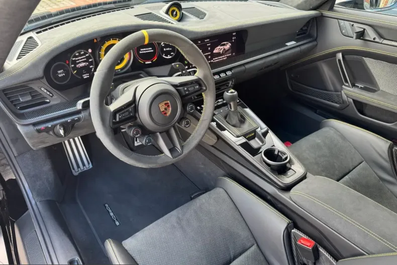 Porsche 992 din 2025 cu 1.790 km - oferta POR221755 - foto 28