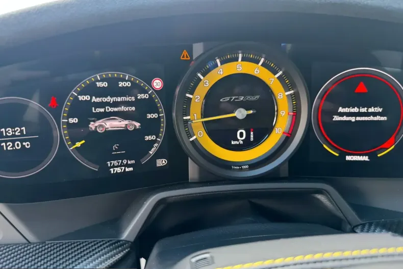 Porsche 992 din 2025 cu 1.790 km - oferta POR221755 - foto 29