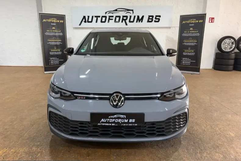Volkswagen Golf din 2024 cu 32.920 km - oferta VOL221773 - foto 4