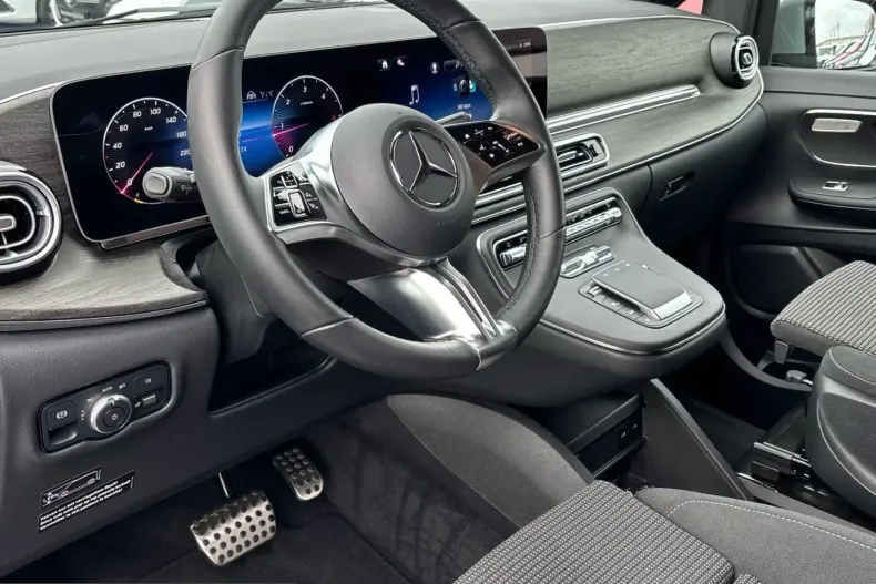 Mercedes-Benz V 300 (Clasa V) din 2024 cu 14.200 km - oferta MER221775 - foto 8