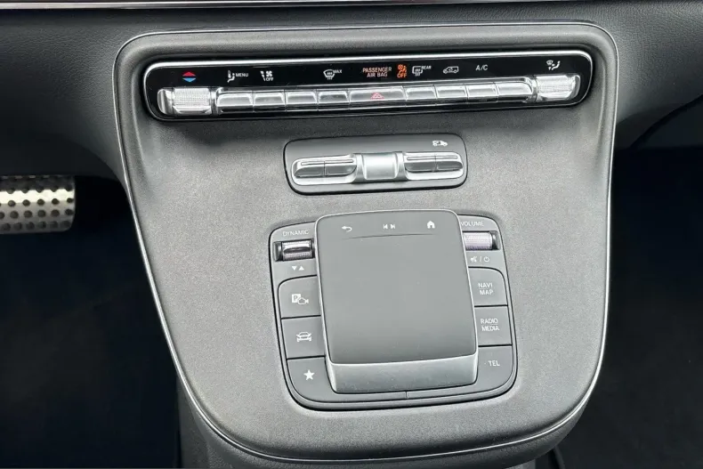 Mercedes-Benz V 300 (Clasa V) din 2024 cu 14.200 km - oferta MER221775 - foto 18