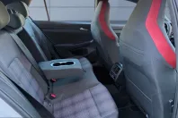 Volkswagen Golf din 2024 cu 20.148 km - oferta VOL221778 - foto 9