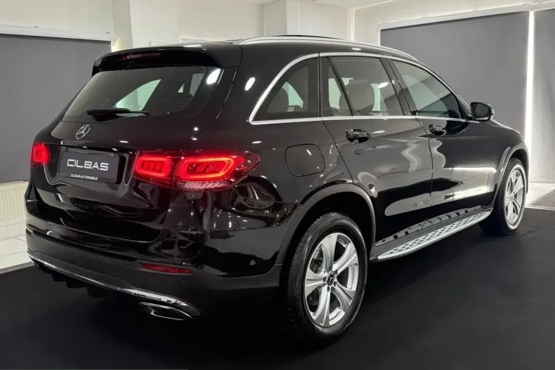Mercedes-Benz GLC 300 (Clasa GLC) din 2022 cu 66.588 km - oferta MER221779 - foto 7
