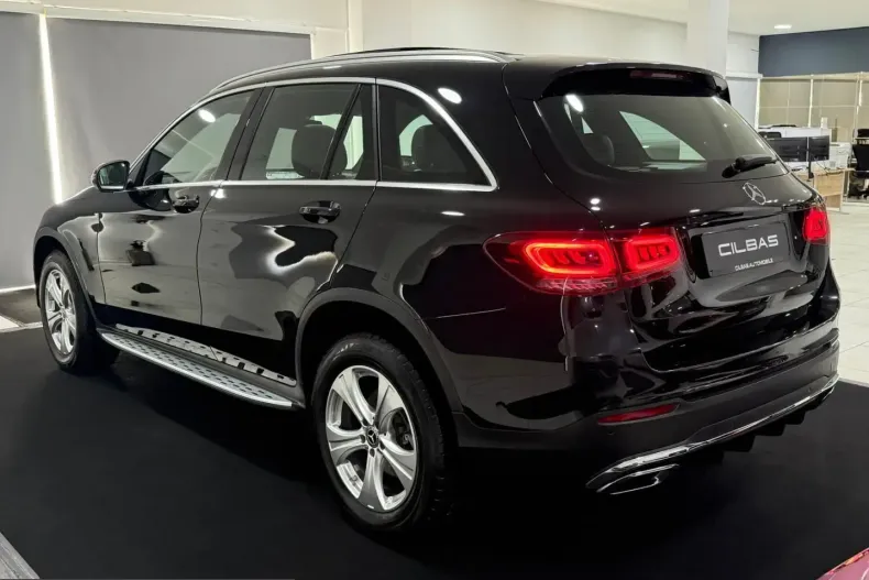 Mercedes-Benz GLC 300 (Clasa GLC) din 2022 cu 66.588 km - oferta MER221779 - foto 10